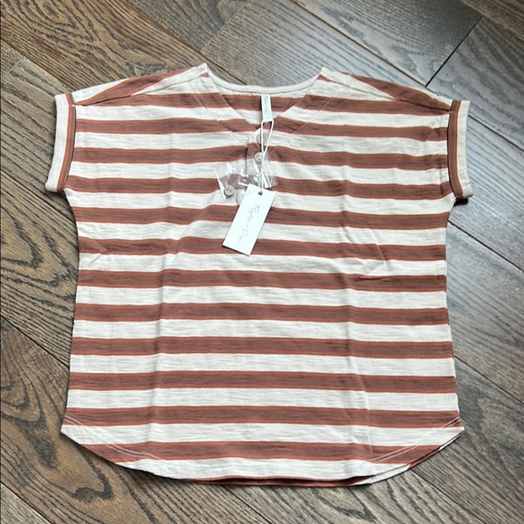 Cream and Brown Boxy Cap Sleeve T-Shirt 2-3 Y toddler boys girls nwt Rylee +Cru - Picture 1 of 8